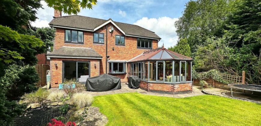 4 BED DETACHED HOUSE