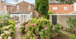 2 bedroom End Terrace House for sale