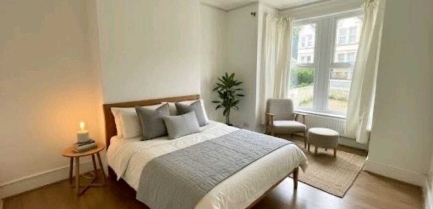 3 Bright Double Rooms Available in a Peaceful & Homely 5-Bed House Share